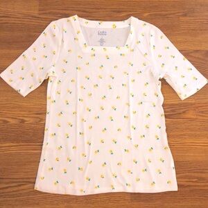 Short sleeve knit top white with lemon print size small